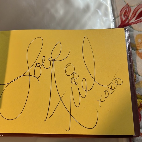 Vtg Walt Disney World Autograph book signed by Disney Characters Pioneer Photo - Picture 6 of 14